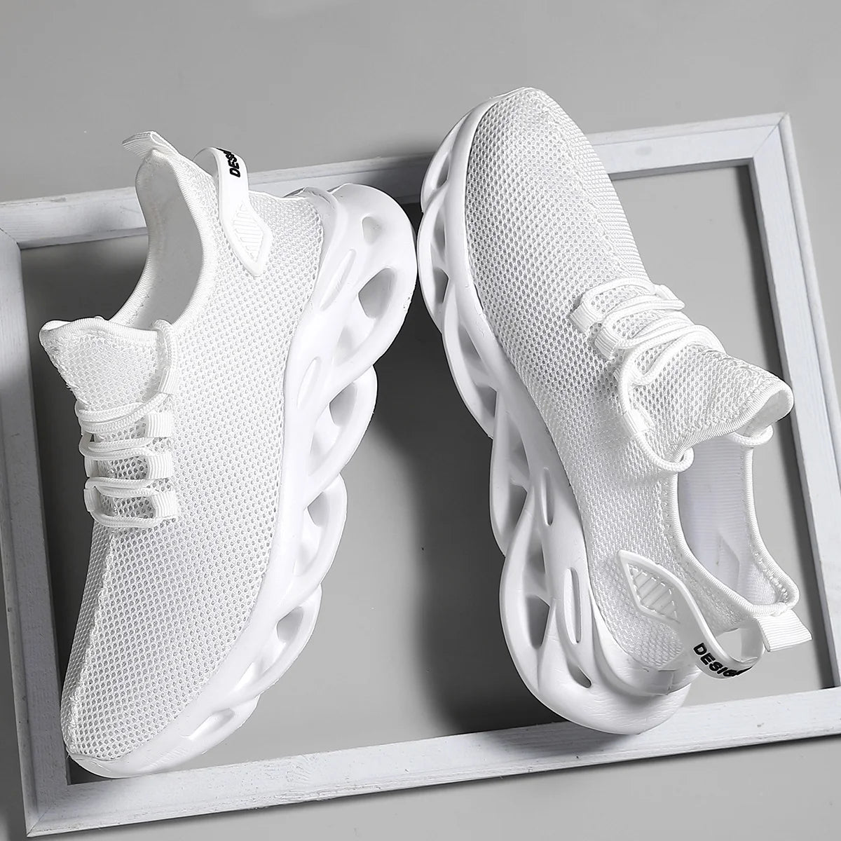 AirFlow™ Lite Sneakers White