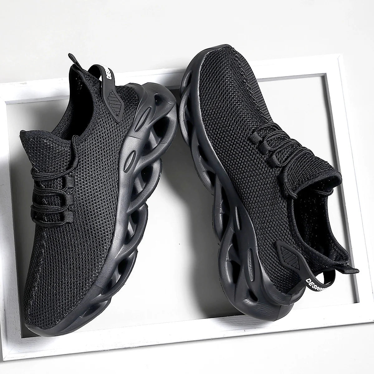 AirFlow™ Lite Sneakers Black
